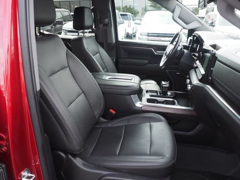 Used 2022 GMC Sierra 1500 SLT w/ SLT Convenience Package AWD/4WD image 19