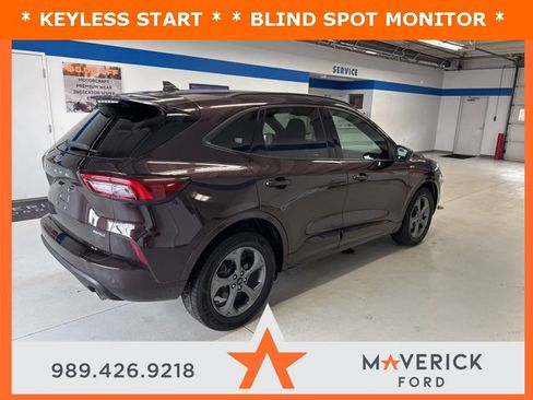 Used 2023 Ford Escape ST-Line w/ Tech Pack #1 image 1