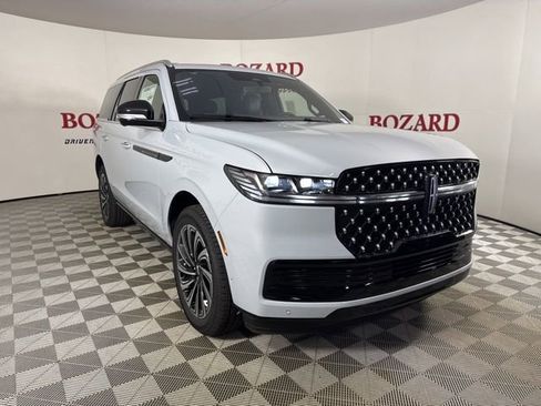 New 2025 Lincoln Navigator Black Label image 1