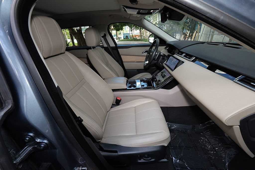 Used 2020 Land Rover Range Rover Velar R-Dynamic S AWD/4WD image 29