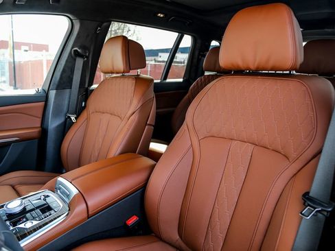 New 2026 BMW X7 xDrive40i w/ Executive Package image 21