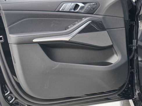 New 2026 BMW X7 xDrive40i w/ M Sport Package image 9