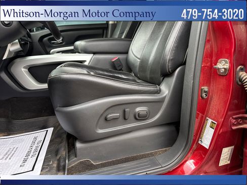 Used 2019 Nissan Titan PRO-4X w/ Pro-4x Convenience Package image 17