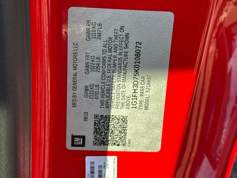 Used 2019 Chevrolet Camaro SS image 34