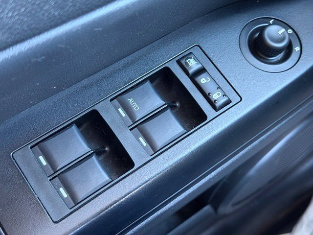 Used 2011 Jeep Patriot Latitude AWD/4WD image 18