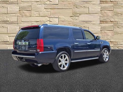 Used 2008 Cadillac Escalade ESV AWD image 22