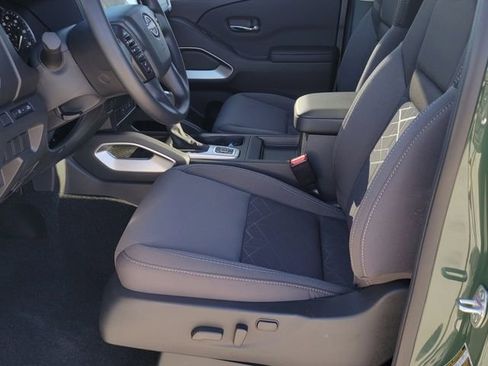 New 2026 Nissan Frontier SV w/ Tow Package image 6