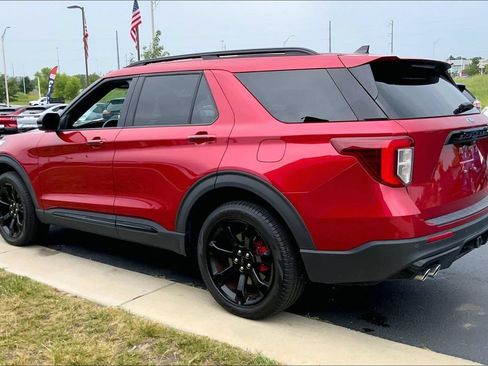 Used 2023 Ford Explorer ST w/ Equipment Group 401A AWD/4WD image 2