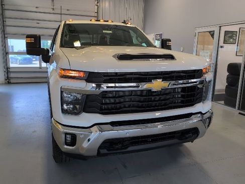 New 2026 Chevrolet Silverado 3500 LT w/ All Star Edition AWD/4WD image 39