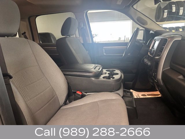 Used 2023 RAM 1500 Classic SLT AWD/4WD image 20