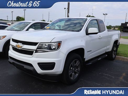 Used 2017 Chevrolet Colorado W/T w/ Custom Special Edition AWD/4WD image 12