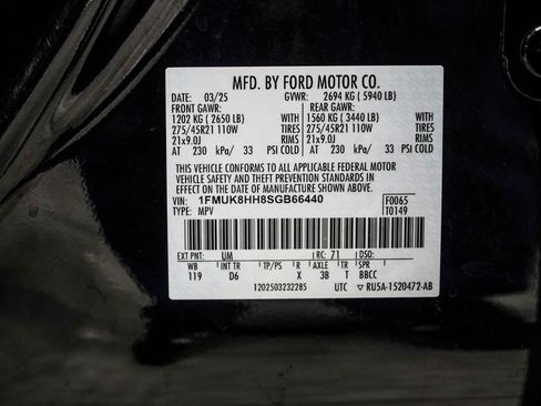 Used 2025 Ford Explorer Platinum w/ LUX Leather Package AWD/4WD image 42