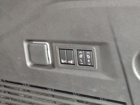 New 2026 GMC Yukon Elevation w/ Elevation Premium Package image 33