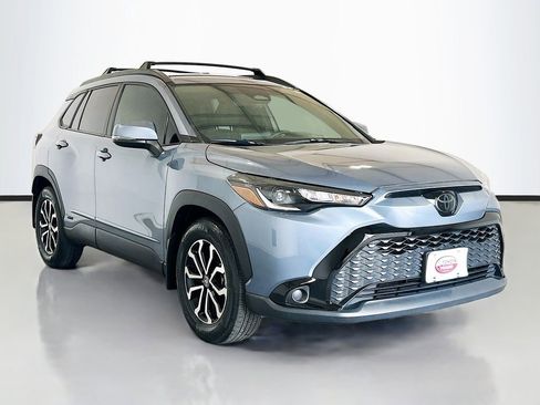 Used 2024 Toyota Corolla Cross AWD Hybrid image 3