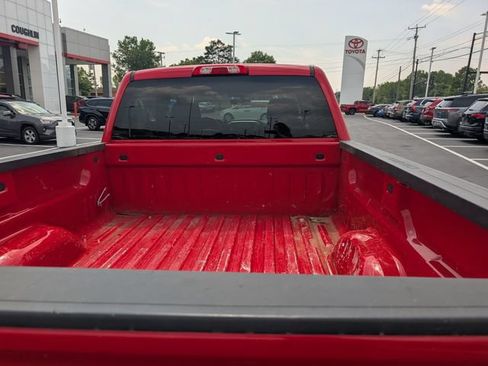 Used 2018 Chevrolet Silverado 1500 LT w/ All Star Edition AWD/4WD image 9