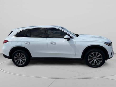 Used 2024 Mercedes-Benz GLC 300 4MATIC image 6