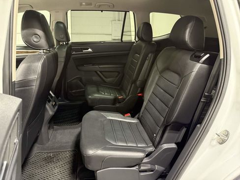 Used 2019 Volkswagen Atlas SEL Premium image 20