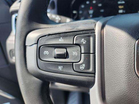 Used 2023 GMC Yukon Denali AWD/4WD image 32