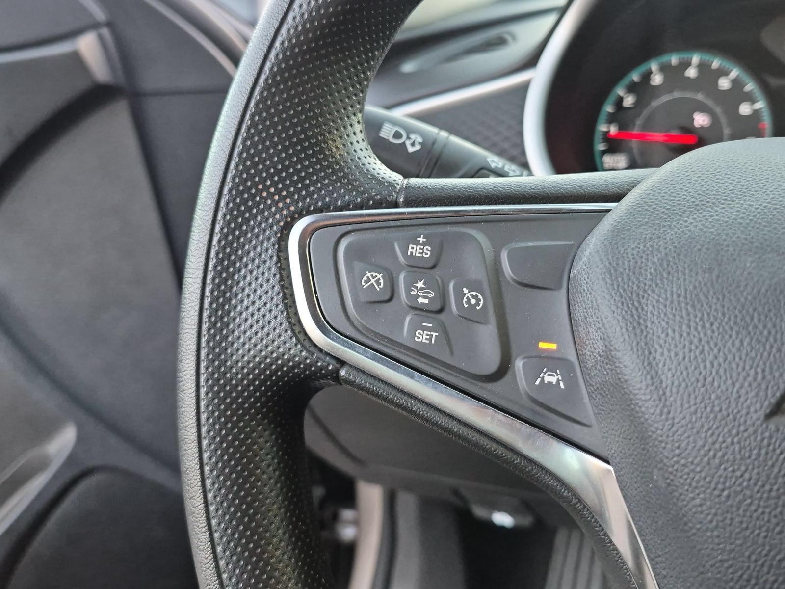 Used 2025 Chevrolet Malibu LT FWD image 23
