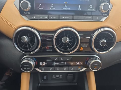 New 2025 Nissan Sentra SV w/ SV Premium Package image 25