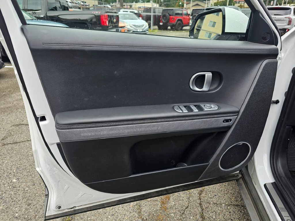 Used 2023 Hyundai Ioniq 5 Limited w/ Cargo Package AWD/4WD image 22