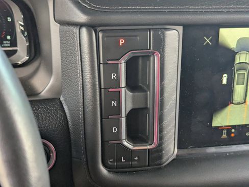 Used 2024 GMC Yukon XL Denali w/ Advanced Technology Package image 30