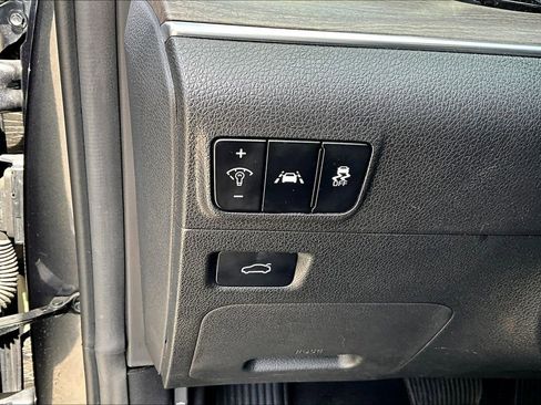 Used 2022 Kia K5 EX FWD image 16