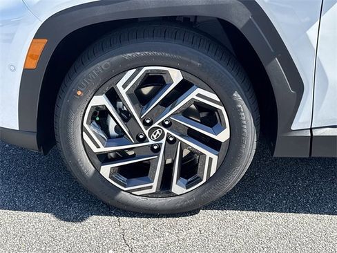 New 2026 Hyundai Tucson Limited image 11