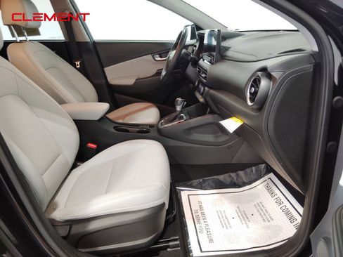 Used 2022 Hyundai Kona Limited image 34