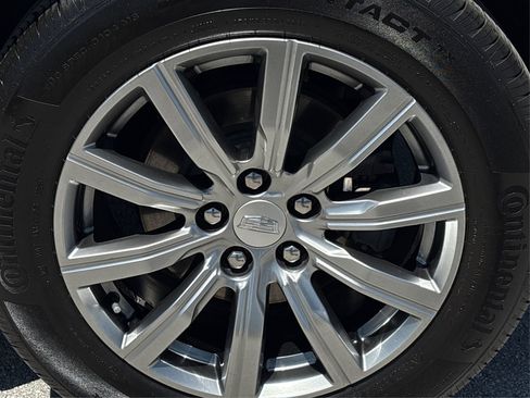 Used 2021 Cadillac XT4 Premium Luxury w/ Driver Awareness Package FWD image 15