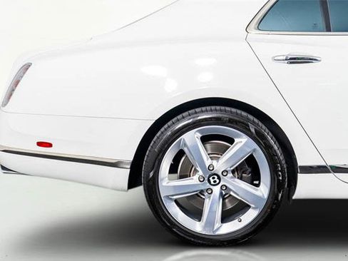 Used 2016 Bentley Mulsanne Speed image 8