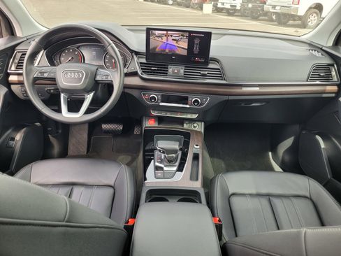 Used 2023 Audi Q5 2.0T Premium w/ Convenience Package image 16