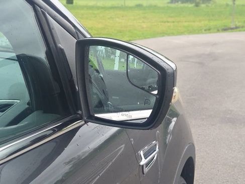 Used 2016 Ford Escape Titanium FWD image 6