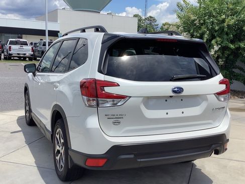 Used 2024 Subaru Forester Premium AWD/4WD image 7