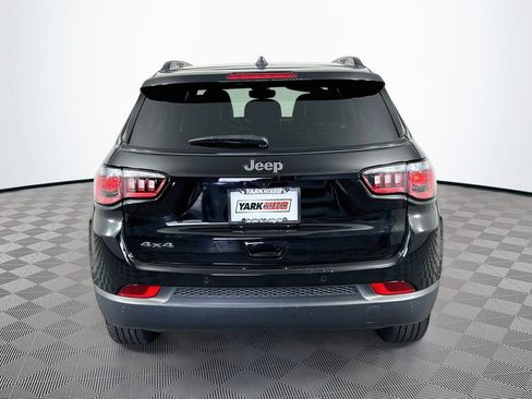 Certified 2025 Jeep Compass Limited w/ Sun & Sound Group AWD/4WD image 10