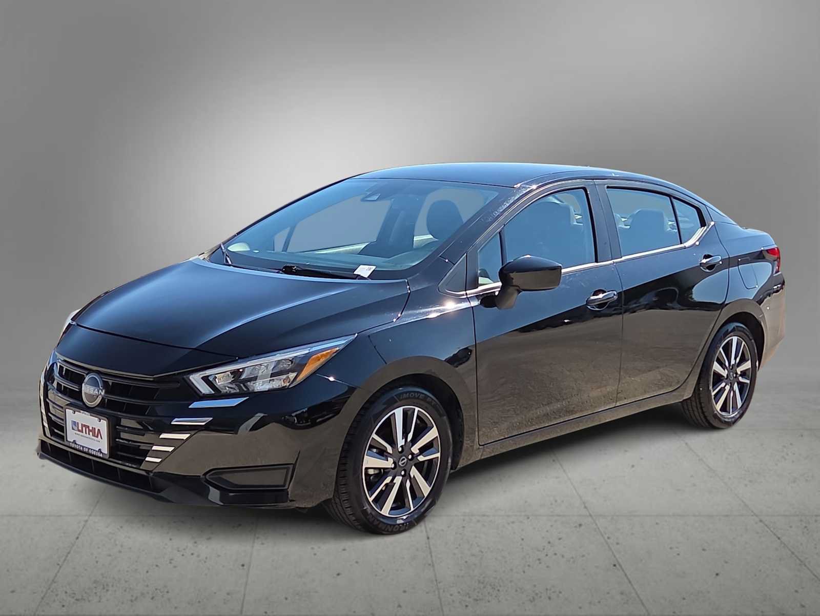 Used 2025 Nissan Versa SV FWD image 4