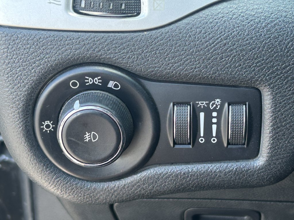 Used 2014 Jeep Cherokee Trailhawk w/ Leather Interior Group AWD/4WD image 24