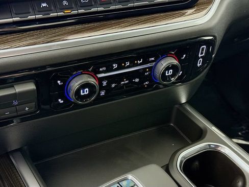 New 2026 Chevrolet Silverado 1500 LT w/ Z71 Off-Road Package AWD/4WD image 18