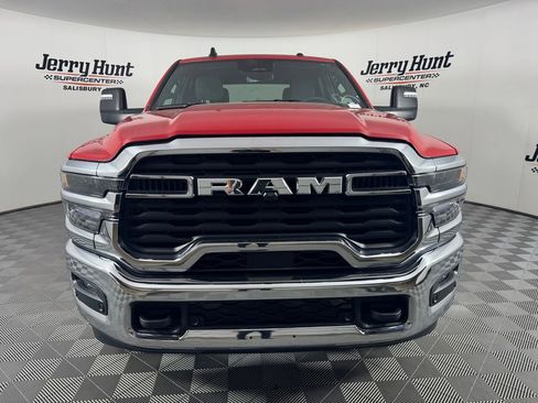 Used 2026 RAM 2500 Big Horn AWD/4WD image 5