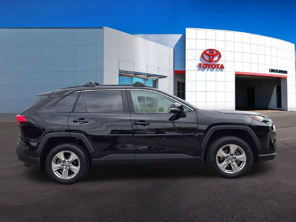Used 2023 Toyota RAV4 XLE w/ Convenience Package AWD/4WD image 10