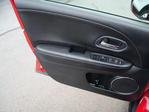 Used 2017 Honda HR-V EX-L image 16