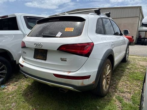 Used 2017 Audi Q5 2.0T Premium Plus w/ Technology Package AWD/4WD image 10