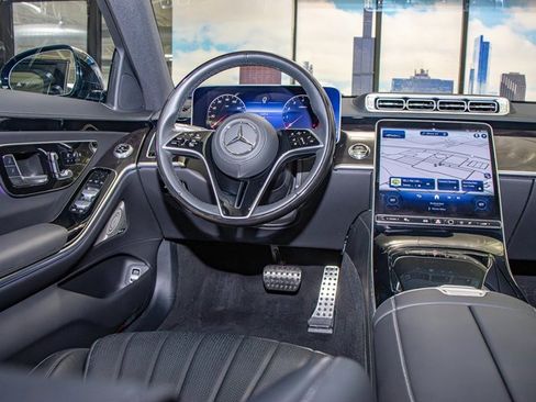 Certified 2024 Mercedes-Benz S 500 4MATIC image 16