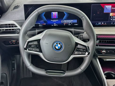 Used 2025 BMW i4 eDrive40 RWD image 18