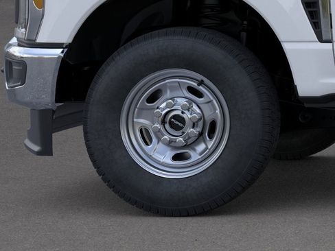 New 2026 Ford F250 XL AWD/4WD image 19
