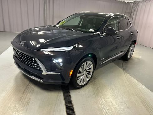 New 2026 Buick Envision Avenir image 3