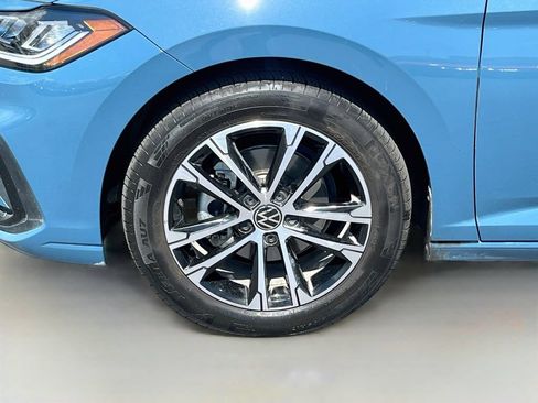Used 2025 Volkswagen Jetta Sport FWD image 29