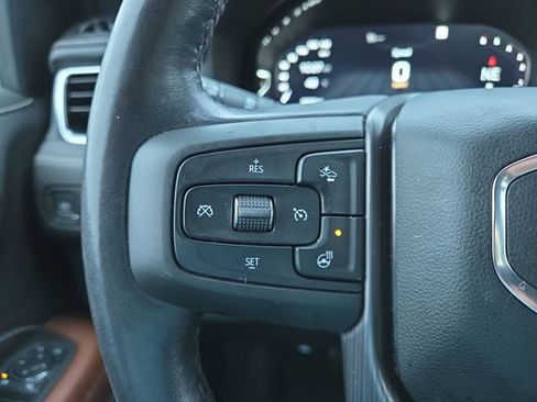 Used 2023 GMC Yukon Denali Ultimate image 21