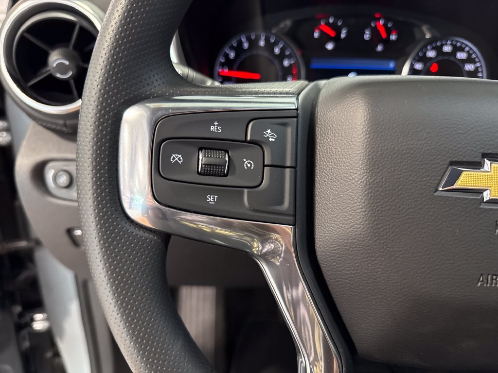 New 2026 Chevrolet Blazer LT FWD image 2