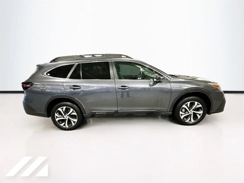 Used 2022 Subaru Outback Limited AWD/4WD image 4